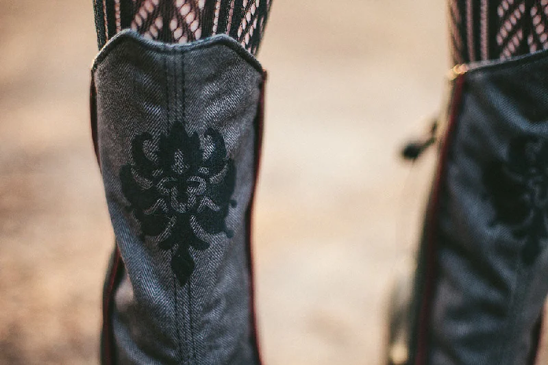 Super Deal Dark Herringbone and Black Leather Spats with Oxblood Piping | Eirene